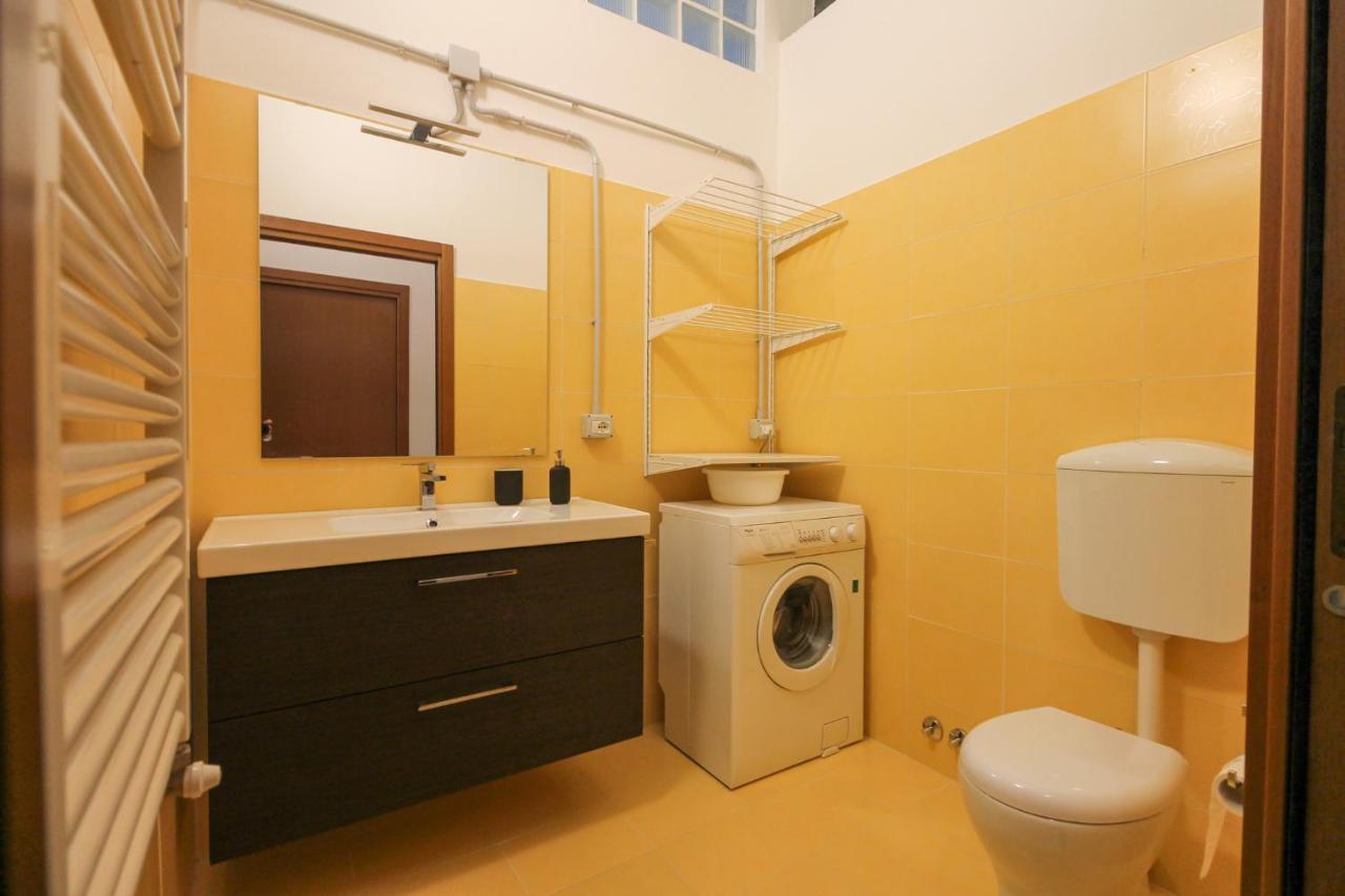 Loft Sottolalbero Apartment มิลาน ภายนอก รูปภาพ